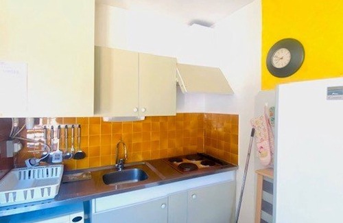 Amelie-les-Bains-Palalda Apartment | Air-conditioned studio in Amélie-les-Bains, 2 people, parking, near thermal baths