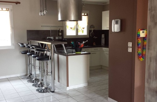 Ensues-la-Redonne Villa | Air-conditioned villa on the Cote Bleue with large pool