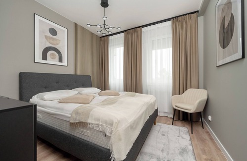 Krzyki Apartment | Air Conditioned Apartment by Renters
