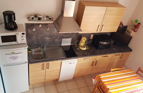 Marseillan House | Air-conditioned house with swimming pool and terrace