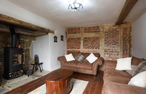 Waterlooville House | Air Maison - Newlands Farm Grade II Listed Georgian Farmhouse