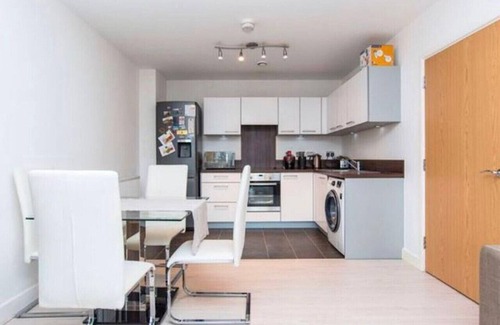 Bromley South Apartment | Airdream Charming Retreat