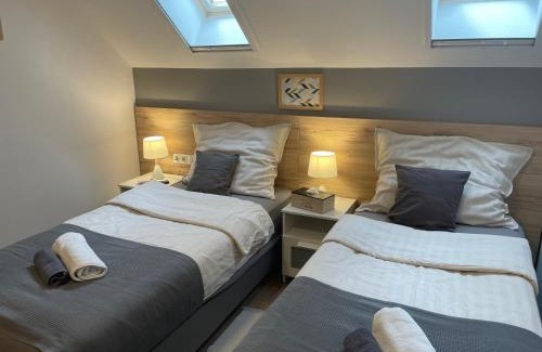 Vecses Bed & Breakfast | Airport Almáskert Panzió