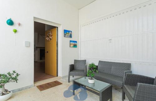 Municipio 5 Apartment | Airport House