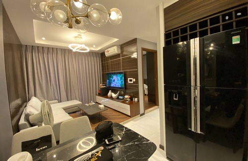 Binh Thanh Apartment | Airport Tan Son Nhat, 2BR, Orchard Parkview