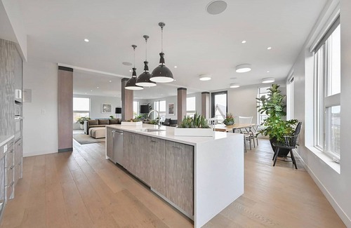 Central Square Apartment | Airy Central Square Studio w/Doorman, near Charles River, by Blueground