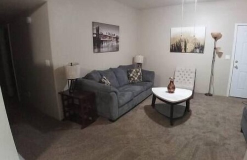 Palo Verde House | Airy Tucson Retreat | Modern, Cozy, Near U of A