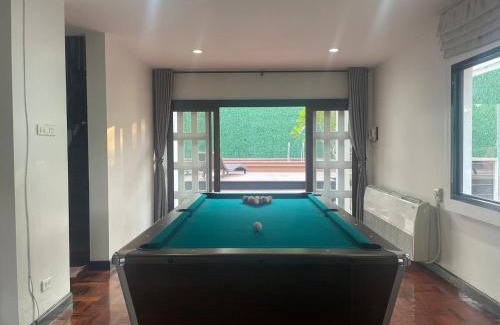 Phra Khanong Villa | Airy Ville