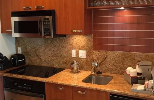 Brickell Apartment | AKA Brickell Sea View Balcony 2BR by Palermo Home