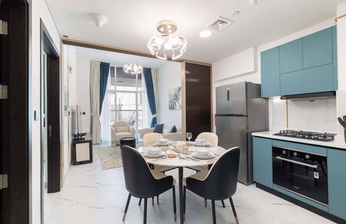 Al Barsha Apartment | Al Barsha Apartment Sleeps 2 with Swimming Pool!