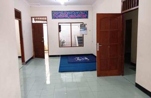 Mendut House | AL Homestay
