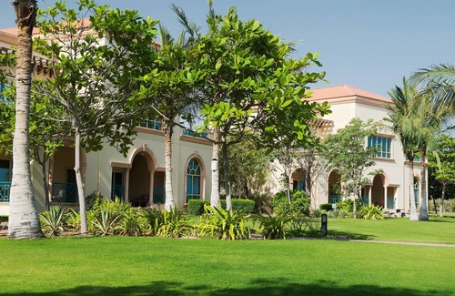 Abu Dhabi Villa | Al Raha Beach Hotel Villas