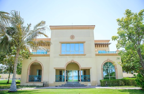 Abu Dhabi Villa | Al Raha Beach Hotel Villas
