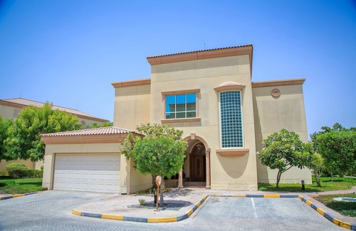 Abu Dhabi Villa | Al Raha Beach Hotel Villas