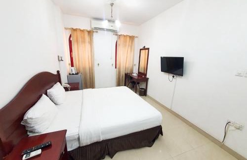 Al Ghubrah Ash Shamaliyyah Hotel | Al Reef Hotel Suits