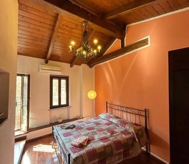 Montemagno House | Al Vicolo Uno