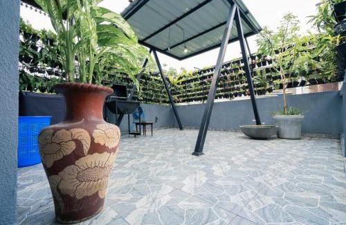 Sri Jayawardenepura Kotte Apartment | Alakeshwara home-stay in kotte