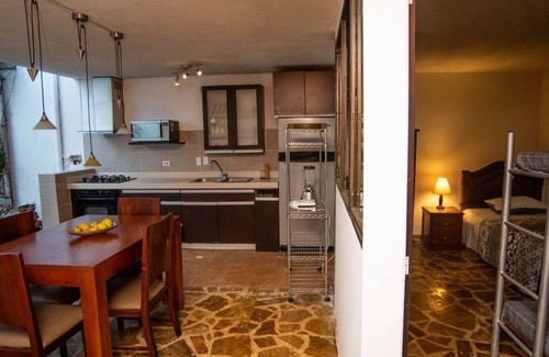 Medellin House | Alameda House a beautiful apartment located in Medellín