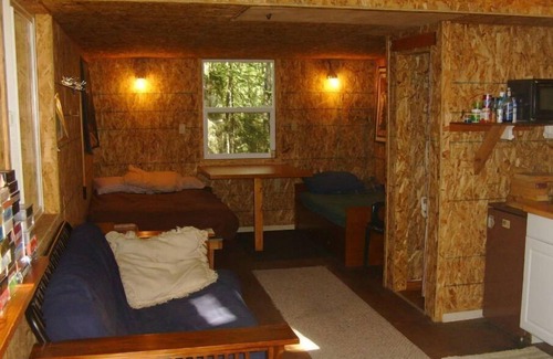 Willow House | ALASKA's Winter Park Cabins