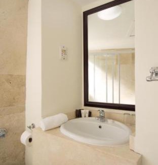 Durban Central Business District Hotel | Albany Hotel