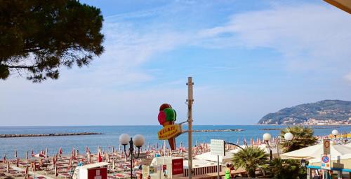 San Bartolomeo al Mare Hotel | Albergo Anita