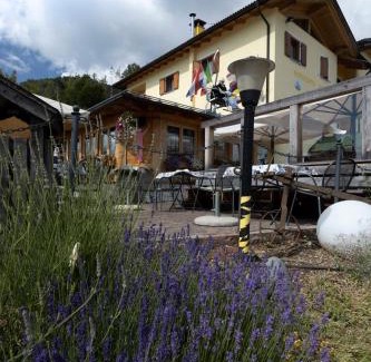 Vetriolo Terme Hotel | Albergo Aurora