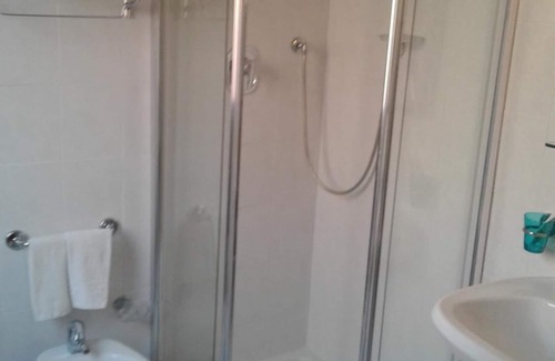 Bagni di Tabiano Hotel | Albergo Moderna