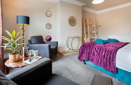 Colne Apartment | Albert Road Apartments Flat 2