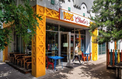 Alberta Arts District Apartment | Alberta Arts District Hideaway- Stylish Studio