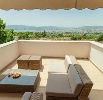 Alli Meria Villa | Alcedo Villa