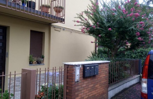 San Faustino-Madonnina-Quattroville Apartment | Alcova Nicolò Biondo