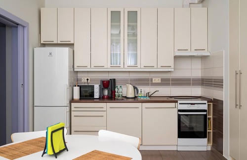 Wlochy Apartment | Aleja Krakowska Homely Apartment