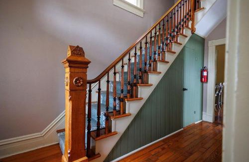 Washington House | Aletha-Marie Krog House