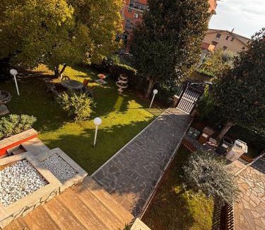 Villanova Apartment | Aletta House