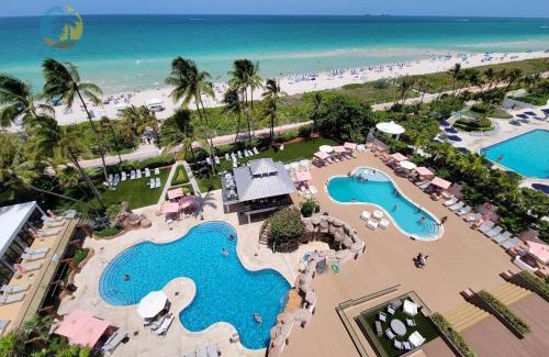 Mid Beach Apartment | Alexander 1701