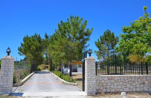 Melikia Apartment | Alexandra Apartment 1