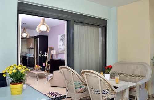 Kato Galatas Apartment | Alexandra's relaxing suite