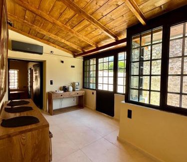 Oitylo Apartment | Alfa25