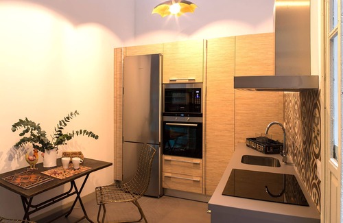 San Vicente House | Alfonso XII. 5 bedrooms, 3 bathrooms, private terrace