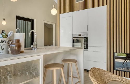 Hals House | "Alfrede" - from the sea by Interhome