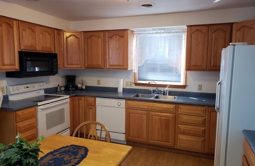 Algoma Hotel | Algoma Beach Motel