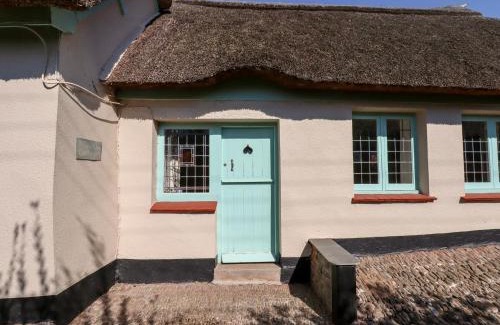 Minehead House | Alice Cottage