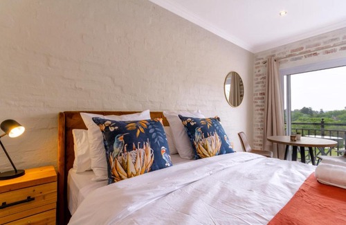 Parys Apartment | Alimama Spaces The Chelsea's Cote de Val studio