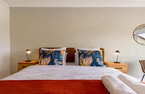 Parys Apartment | Alimama Spaces The Chelsea's Cote de Val studio