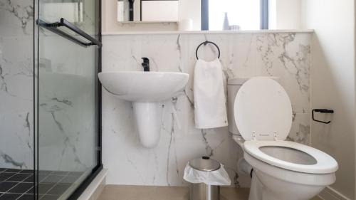 Cape Town Apartment | AlimamaSpaces The Fynbos Chelsea