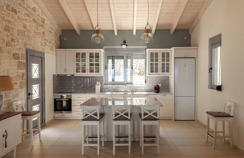 Paxos Villa | Alkioni - Three Bedroom Villa, Sleeps 6