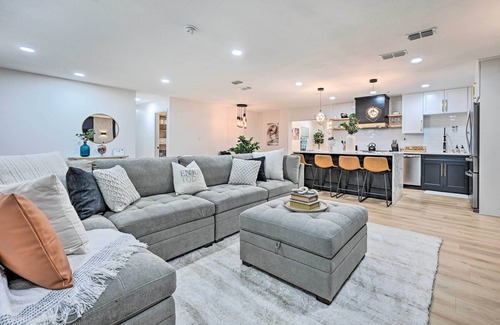 Tampa House | All-Encompassing Retreat w/Pool & Game Room!