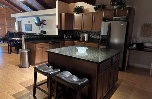 Sylvan Beach House | All Seasons Home perfect for large family gatherings - walk to everything!