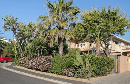 Big Bay Villa | All Surfers Dream Villa - ocean is so close!