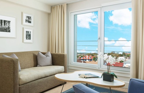 Long Beach Hotel | Allegria Hotel